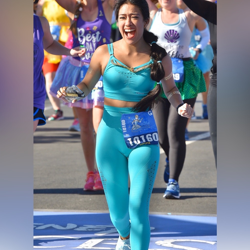Gymshark Workout Set | Energy Seamless Leggings and Sports Bra in Tropical Blue